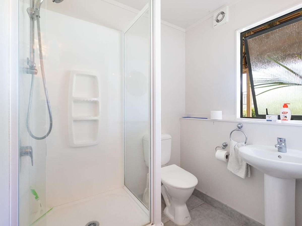 Kawau Vista - Snells Beach Holiday Home Buitenkant foto